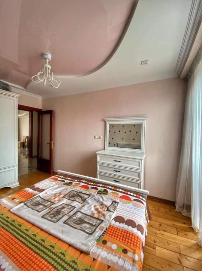Apartment Dolphin Batumi Eksteriør billede