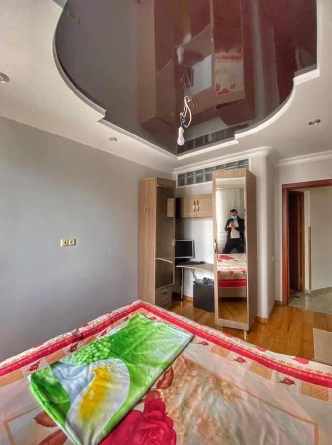 Apartment Dolphin Batumi Eksteriør billede