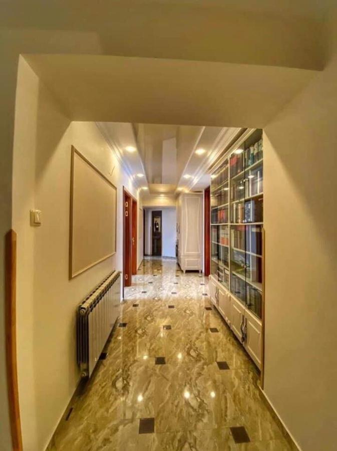 Apartment Dolphin Batumi Eksteriør billede